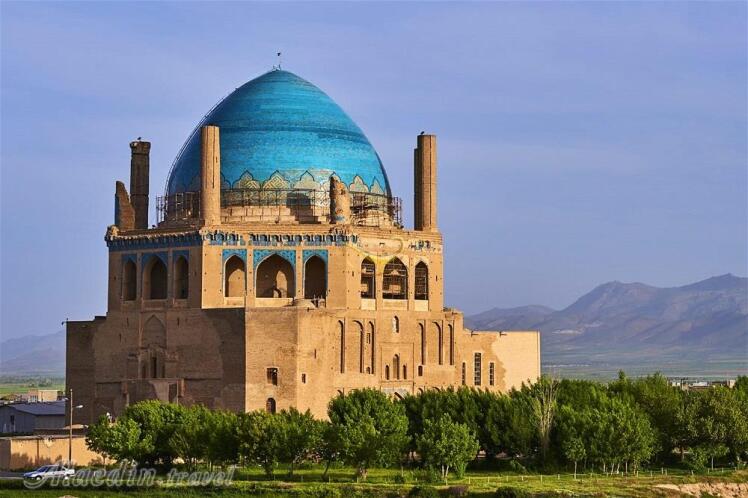 در مورد گنبد سلطانیه زنجان بیشتر بدانید.